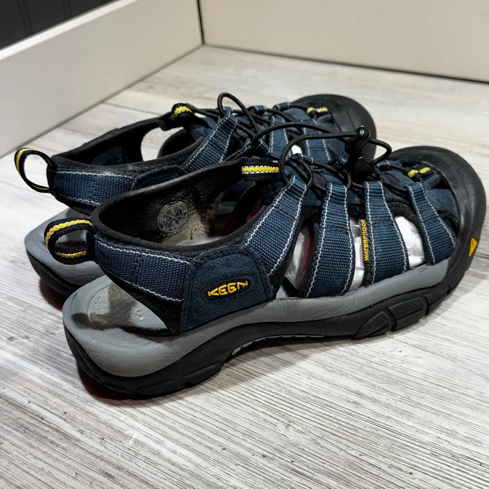 KEEN Mens Newport H2 Navy/Medium Grey Sport Sandals Size 8